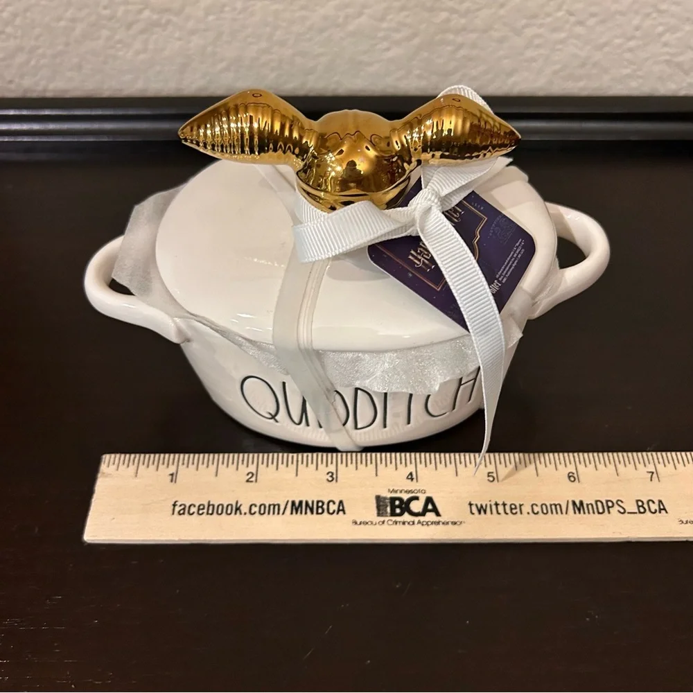 Rae Dunn Harry Potter Quidditch Mini Crock Baking Dish With Snitch Lid NWT